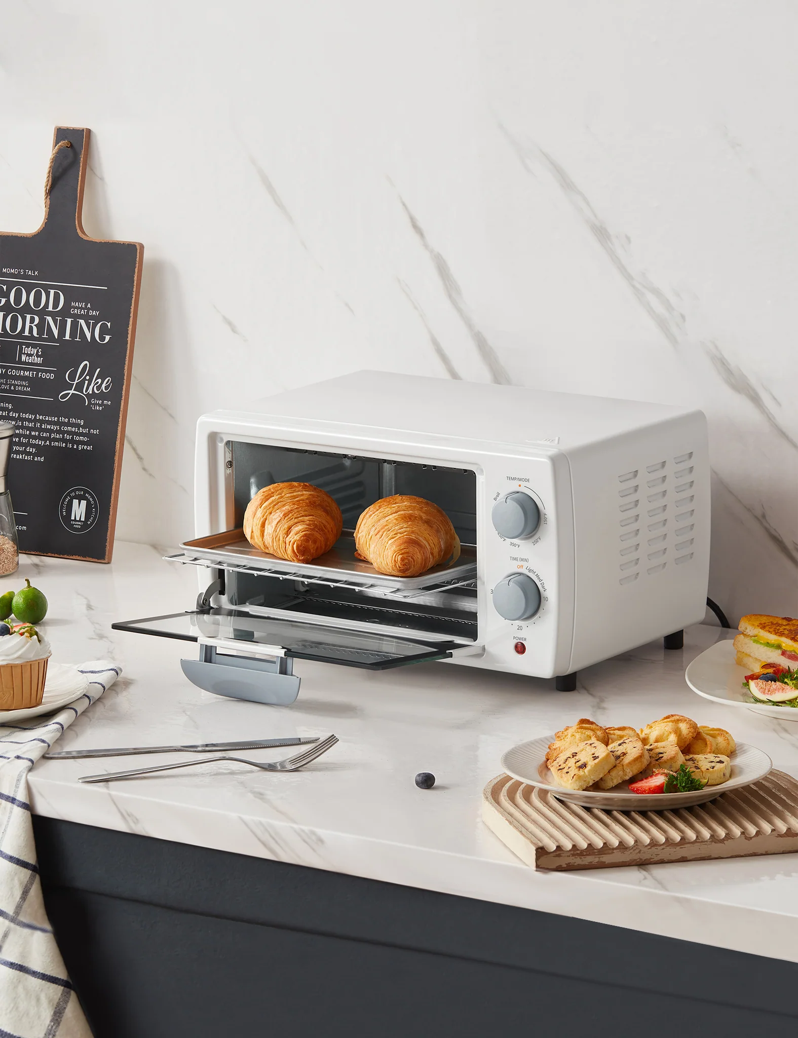 4-Slice Countertop Toaster Oven - White - Image 7